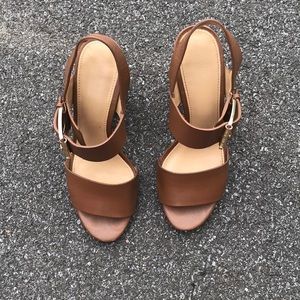Michael Kors Size 7 Sandals